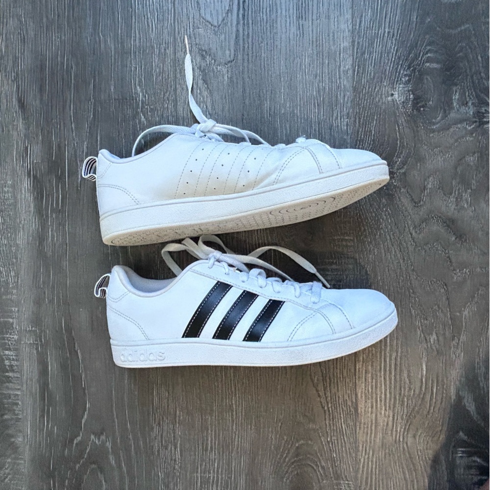 Adidas Women’s White Sneakers with Black Three Stripes Size 8